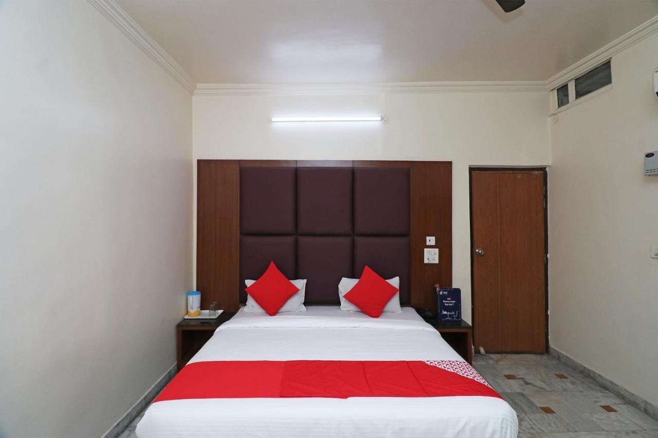 Oyo Hotel Ashoka International Kānpur Exterior foto